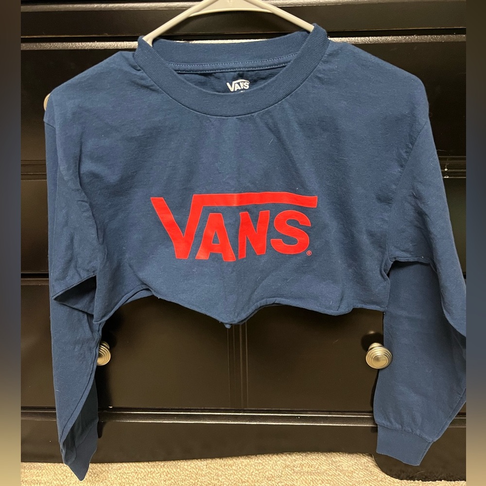 NWOT Vans Cropped long-sleeve